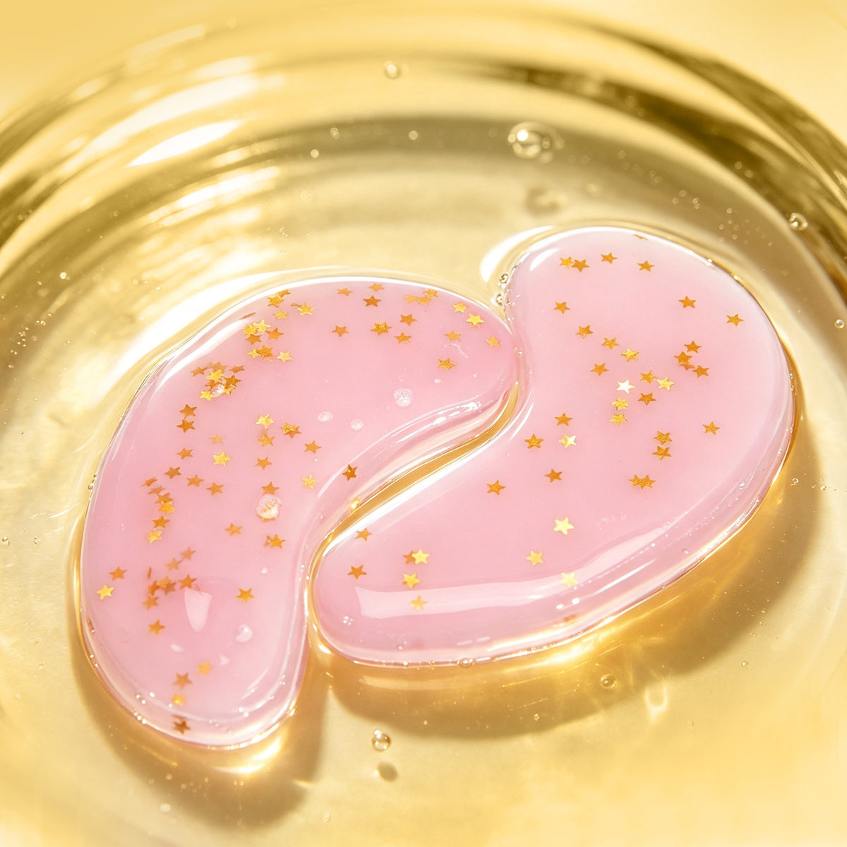 Pink Checkered Ceramic Mug and Hydrogel Eye Mask Gift Set
