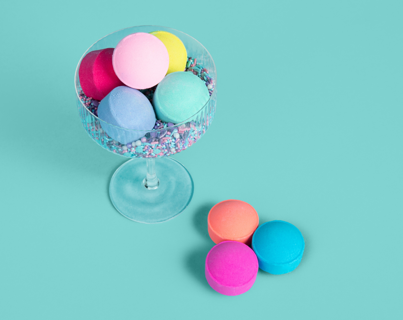 8 Mini Bath Bombs Bag with Prize
