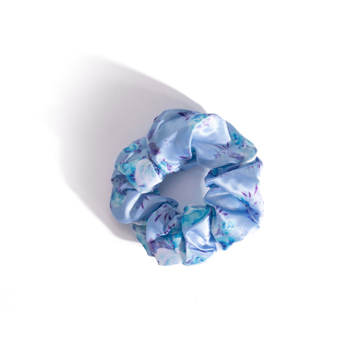 Blue Floral Insulated Water Bottle With Scrunchie, 32oz