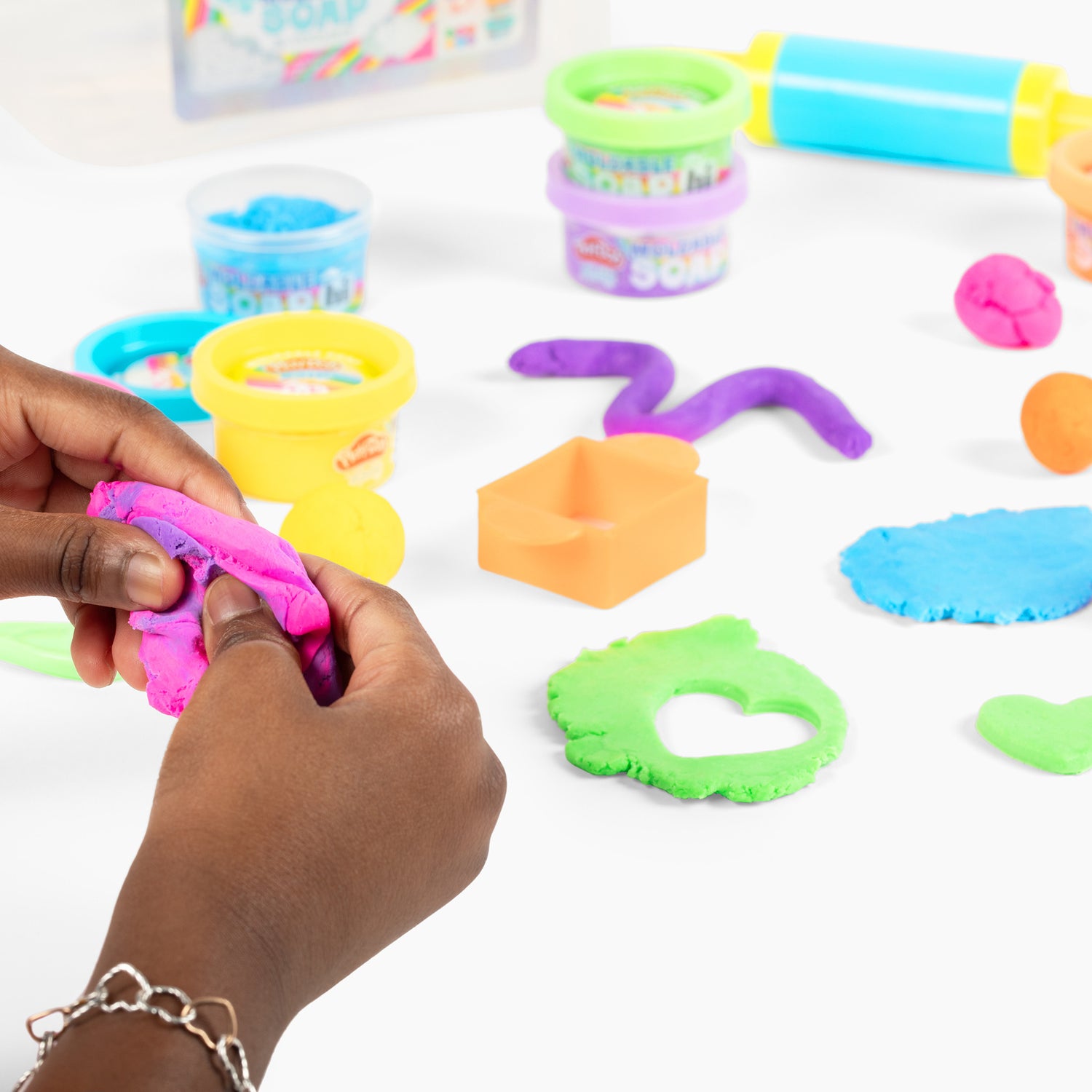 Play-Doh Moldable Soap Toolkit (20pc Set)